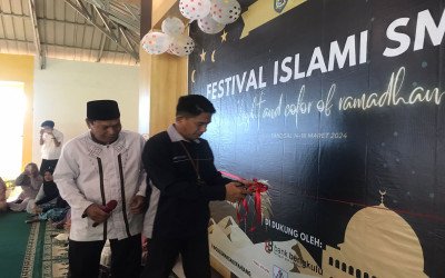 Festival Islami SMANSA (FIS)